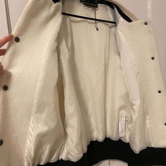 Zara Faux Fur Bomber - Picture 4 of 10